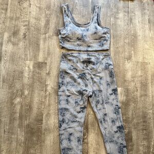 Two piece workout set, crop top and leggings combo, size:L, color:dark grey